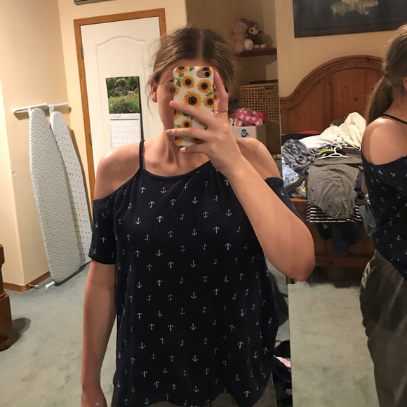 Navy blue open shoulder top with white anchors - Picture 3 of 3